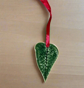 Pressed Leaf Ornament - Forest Green