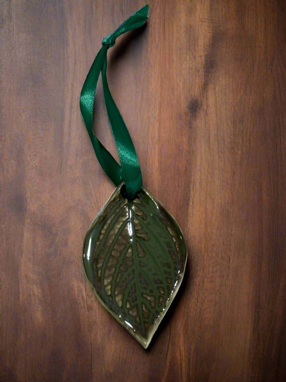 Pressed Leaf Ornament - Mossy Green