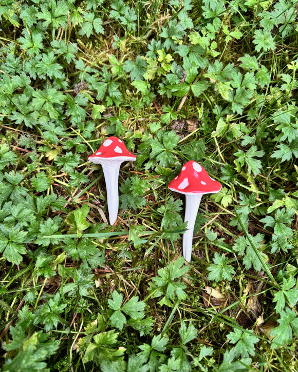 Porcelain Mushroom Planter Buddy- Red with White Spots